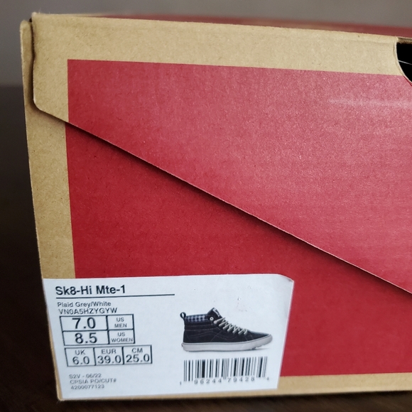 Vans Sk8-Hi MTE 1 Plaid Grey/White Women Size 8.5, Men Size 7 - Picture 13 of 13